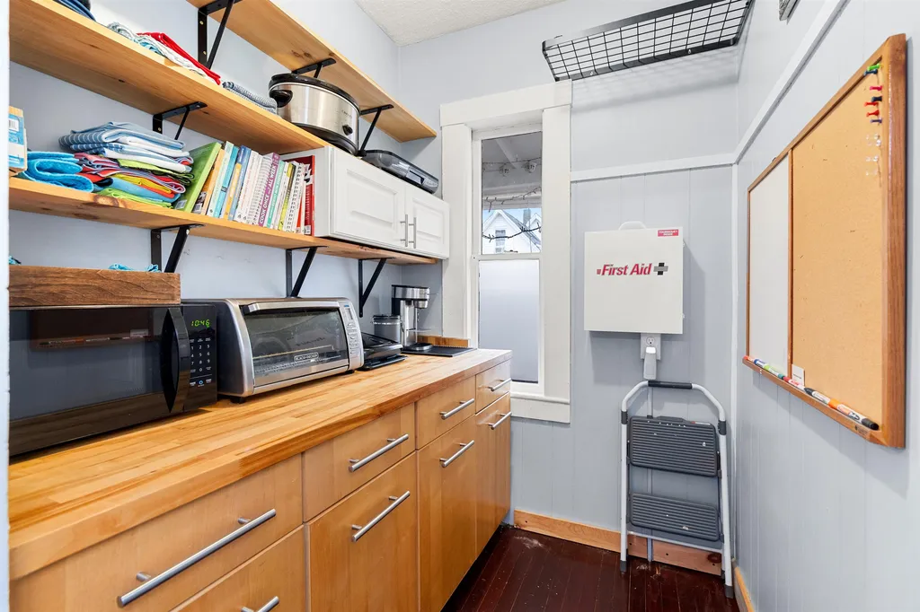 15 Prescott Street Nashua NH 03064