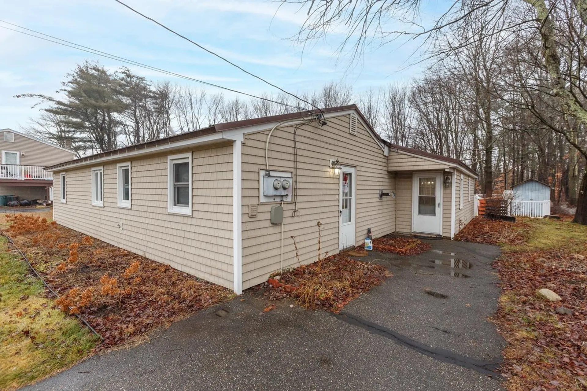 17 Elm Street Epping NH 03042