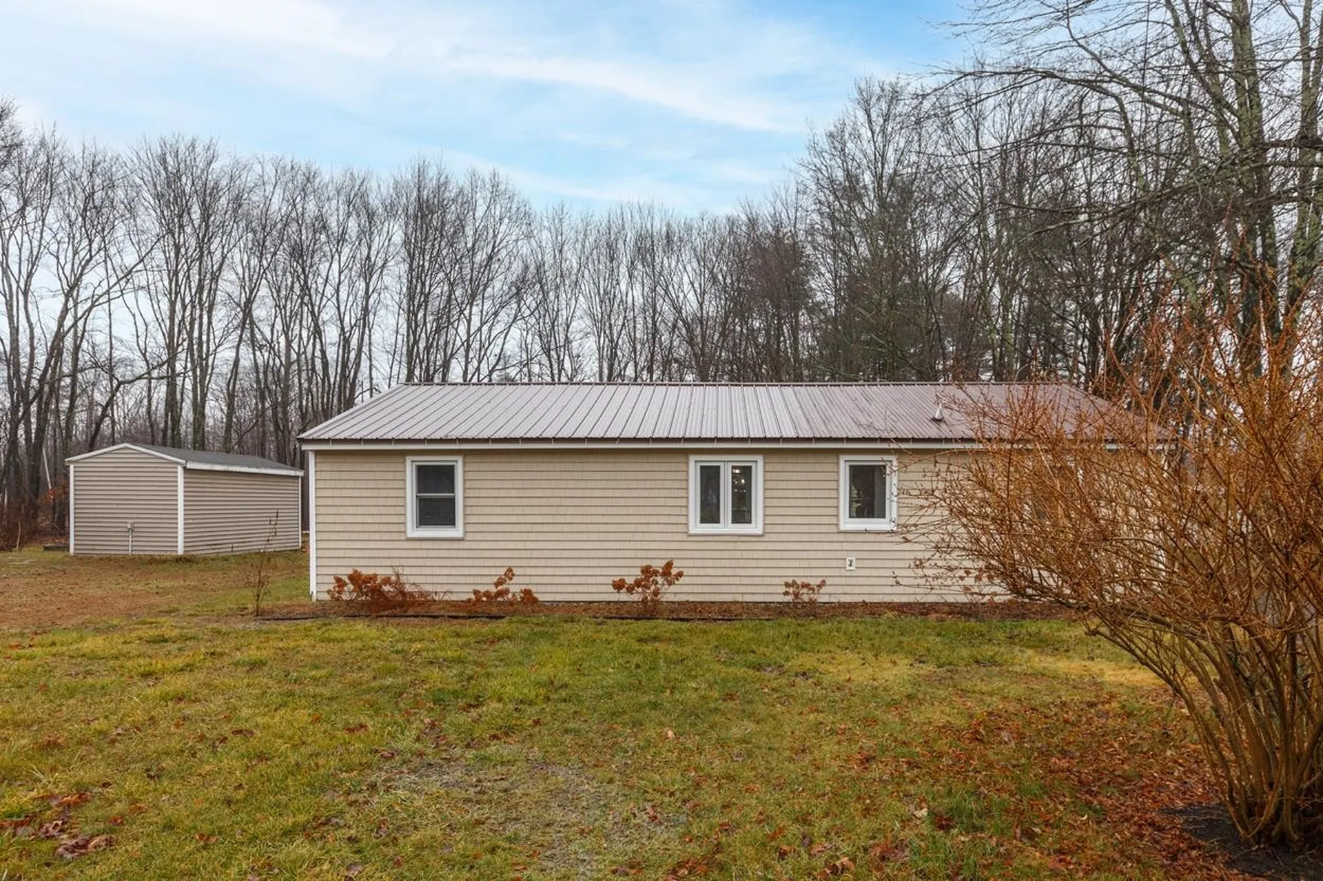17 Elm Street Epping NH 03042