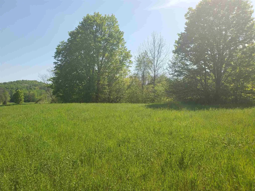 00a Thurston Hollow Corinth VT 05039