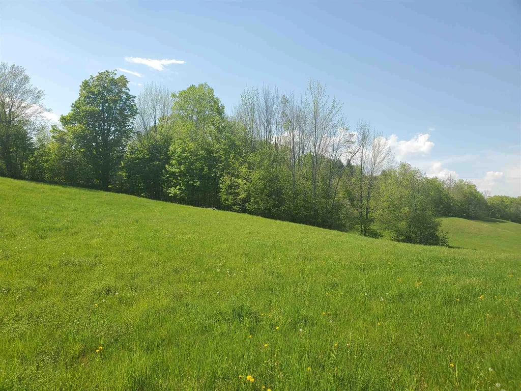 00a Thurston Hollow Corinth VT 05039