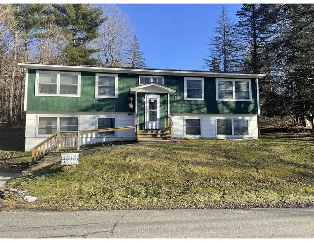 21 Cabot Street Barre City VT 05641