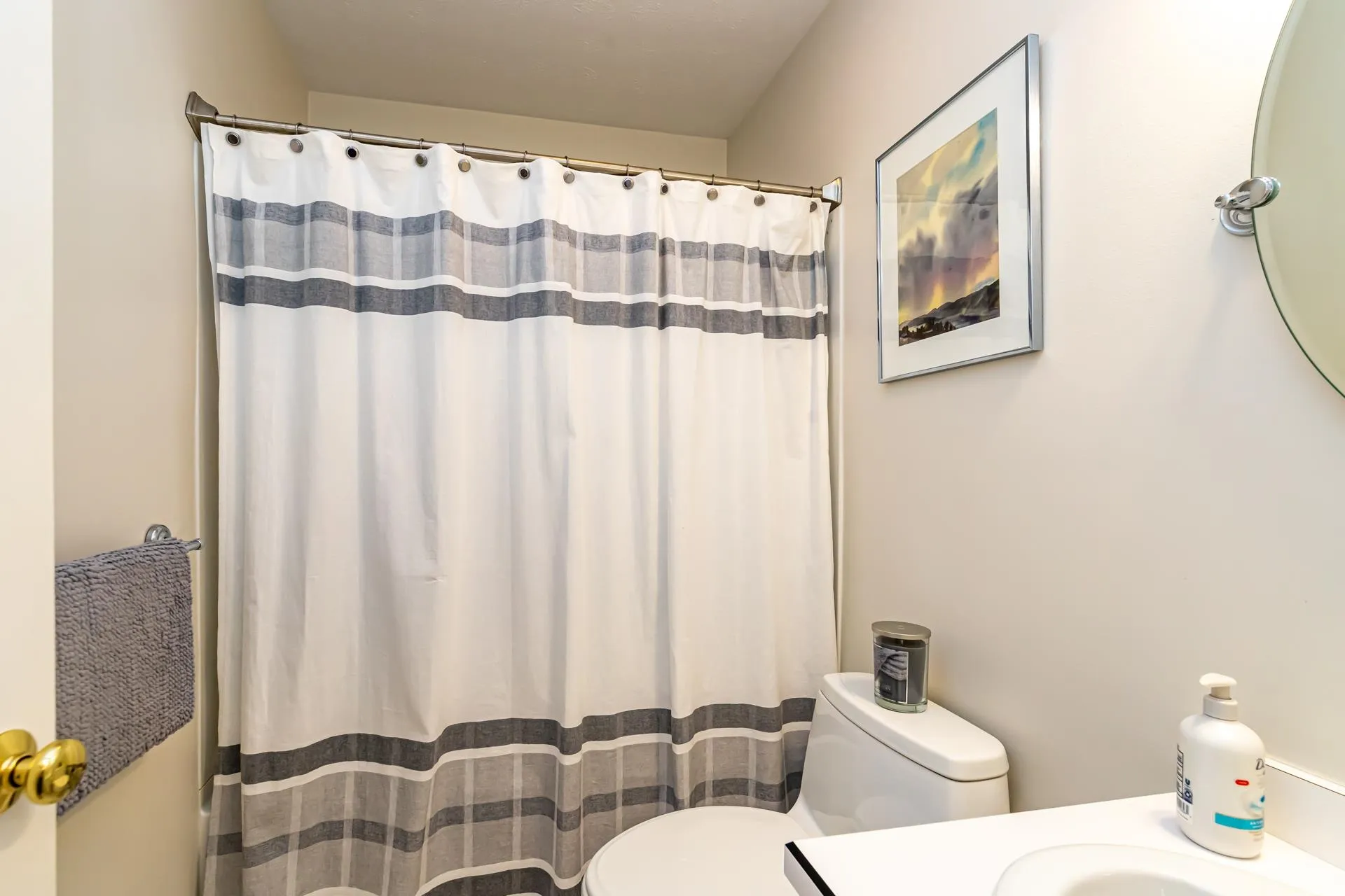 32 Pebble Beach Drive Bedford NH 03110