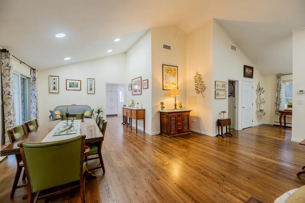 67 Coventry Lane Manchester VT 05255