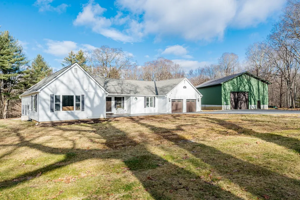 67 Coventry Lane Manchester VT 05255