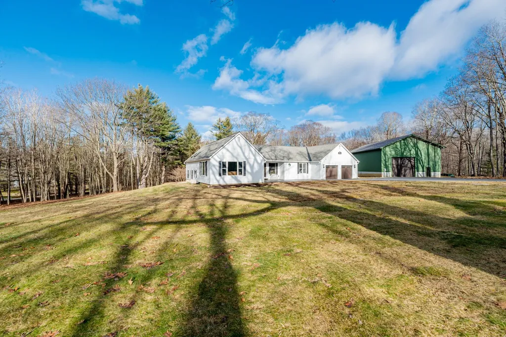 67 Coventry Lane Manchester VT 05255