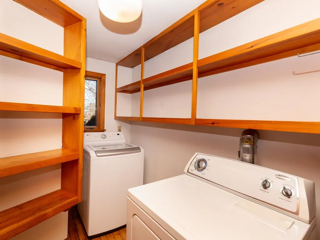 7 Apple Way Stratham NH 03885