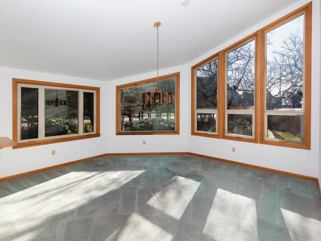 7 Apple Way Stratham NH 03885