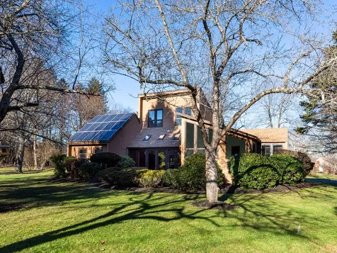 7 Apple Way Stratham NH 03885