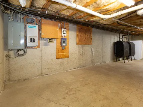 7 Apple Way Stratham NH 03885