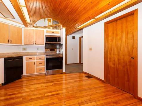 7 Apple Way Stratham NH 03885