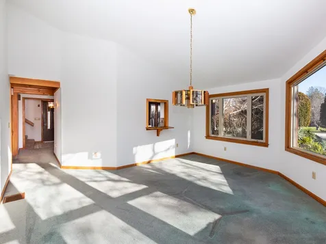 7 Apple Way Stratham NH 03885