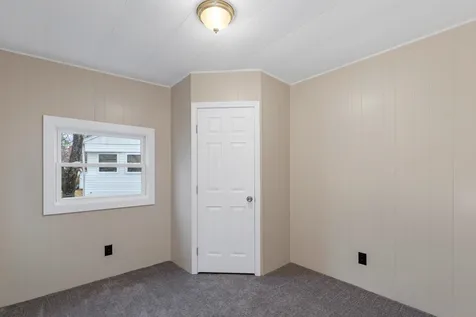 22 South Dewberry Lane Rochester NH 03867