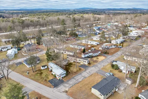 22 South Dewberry Lane Rochester NH 03867