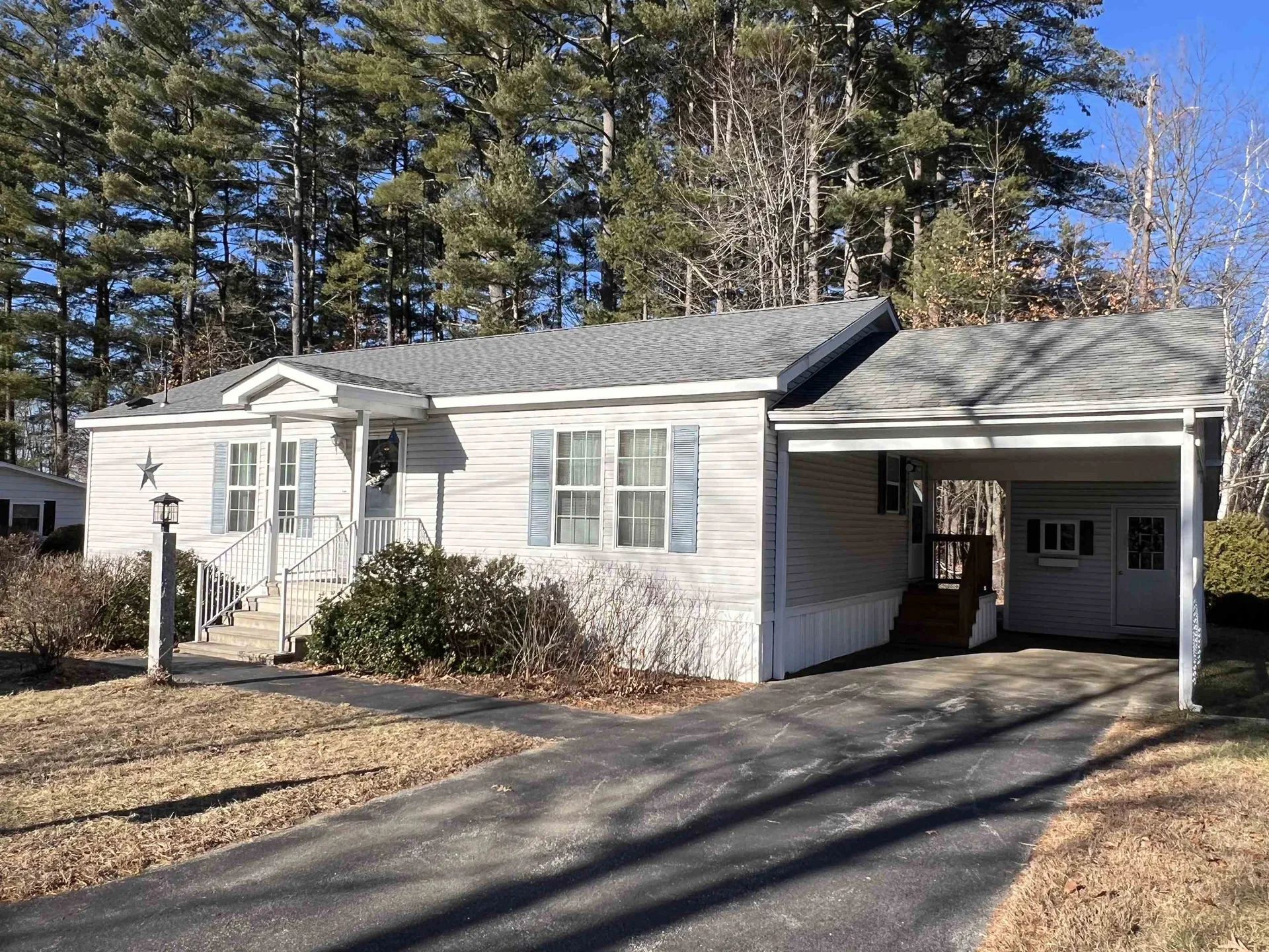 4 Centerwood Drive Concord NH 03301