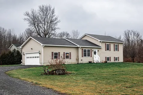 1764 Brigham Road St. Albans Town VT 05478