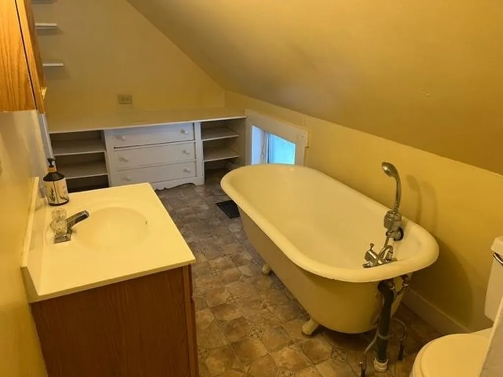 3242 Main Street Cabot VT 05647