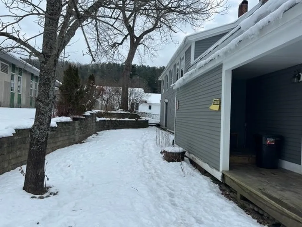 3242 Main Street Cabot VT 05647