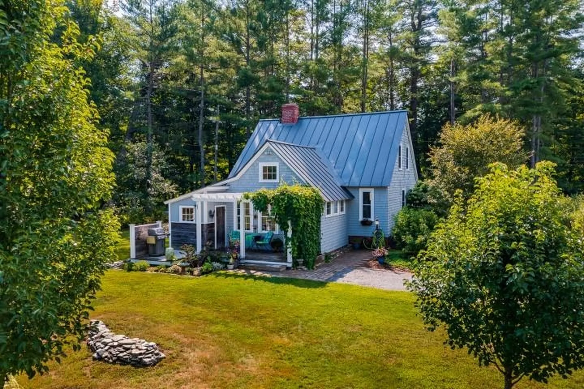 33 Platt Road Cornish NH 03745