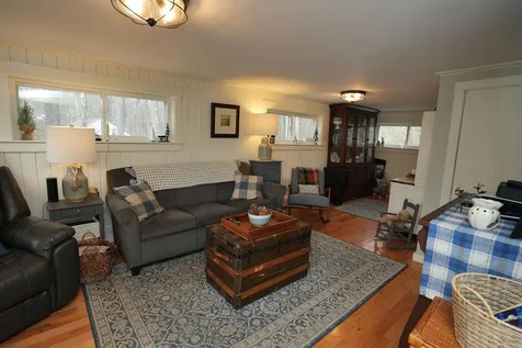 9 Casey Road East Kingston NH 03827