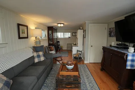 9 Casey Road East Kingston NH 03827