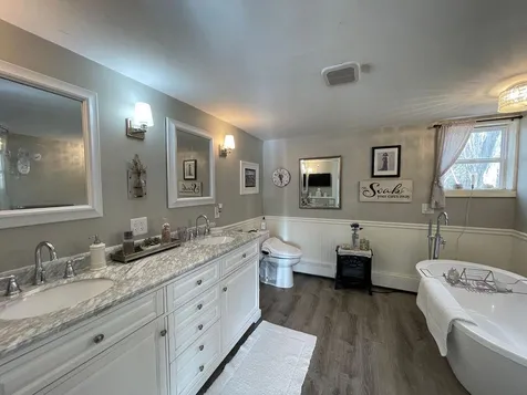 9 Casey Road East Kingston NH 03827