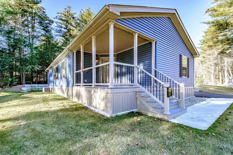 27 Murray Drive Rochester NH 03868