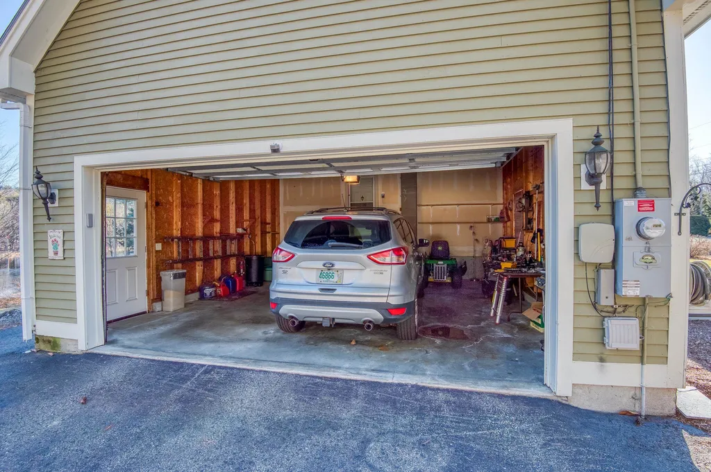 58 Swan Lake Trail Alton NH 03809