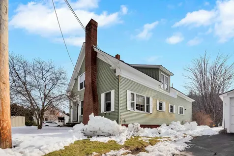 17 Meadow Street Ludlow VT 05149