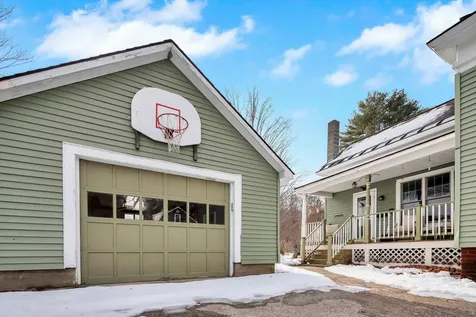 17 Meadow Street Ludlow VT 05149