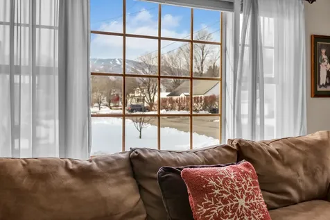 17 Meadow Street Ludlow VT 05149