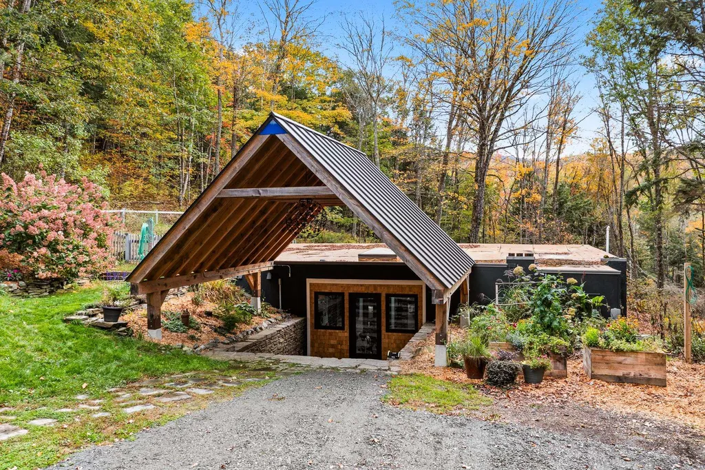 43 Pico Road Lyme NH 03768