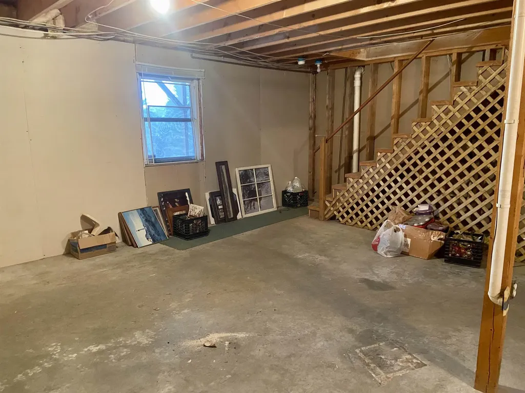 653 Kinsey Road Barton VT 05822