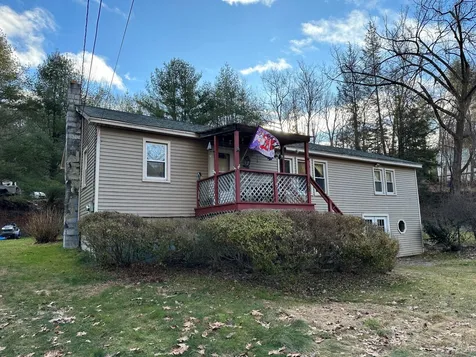 328 Guilford Street Brattleboro VT 05301