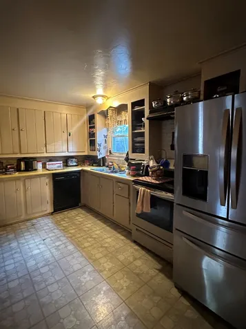 328 Guilford Street Brattleboro VT 05301