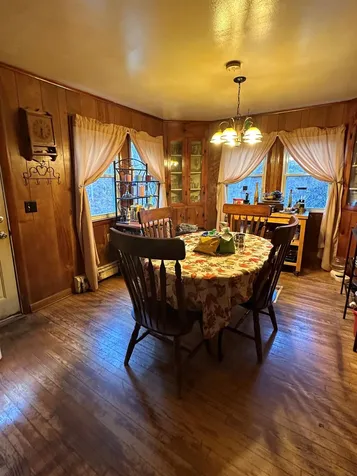 328 Guilford Street Brattleboro VT 05301