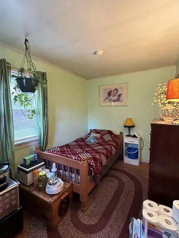328 Guilford Street Brattleboro VT 05301
