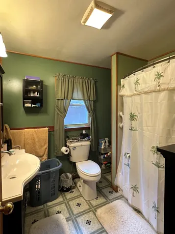 328 Guilford Street Brattleboro VT 05301