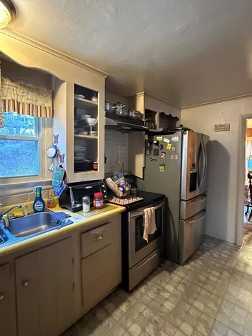 328 Guilford Street Brattleboro VT 05301