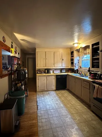 328 Guilford Street Brattleboro VT 05301