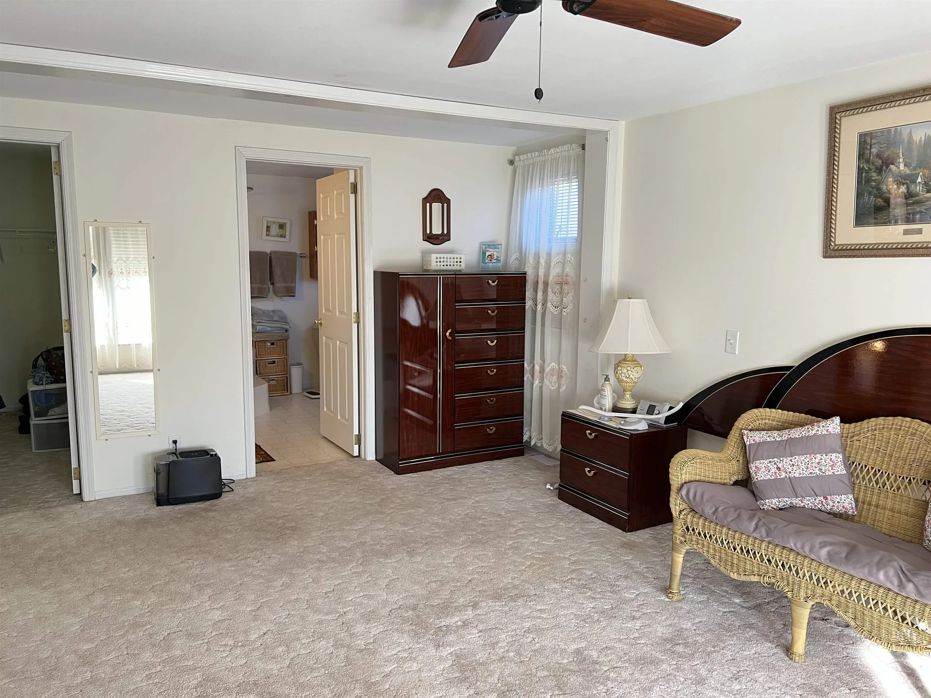 28 Constitution Way Dover NH 03820