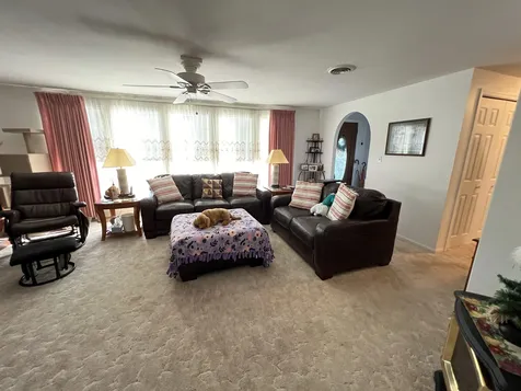 28 Constitution Way Dover NH 03820