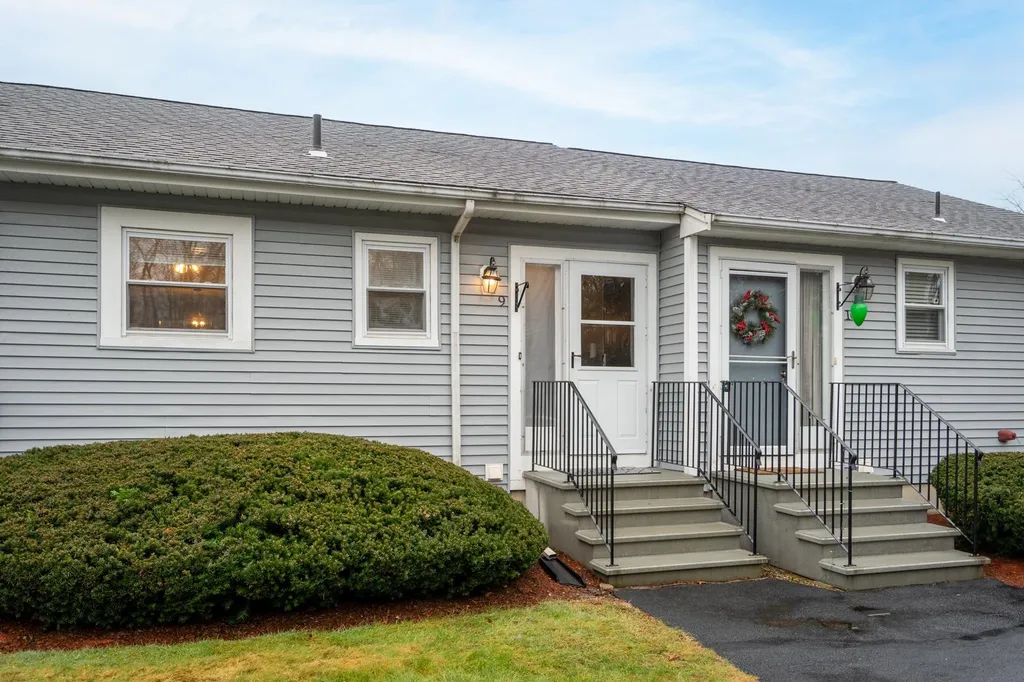 100 Pillsbury Road Londonderry NH 03053