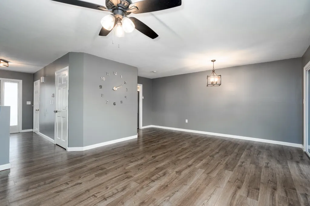 100 Pillsbury Road Londonderry NH 03053