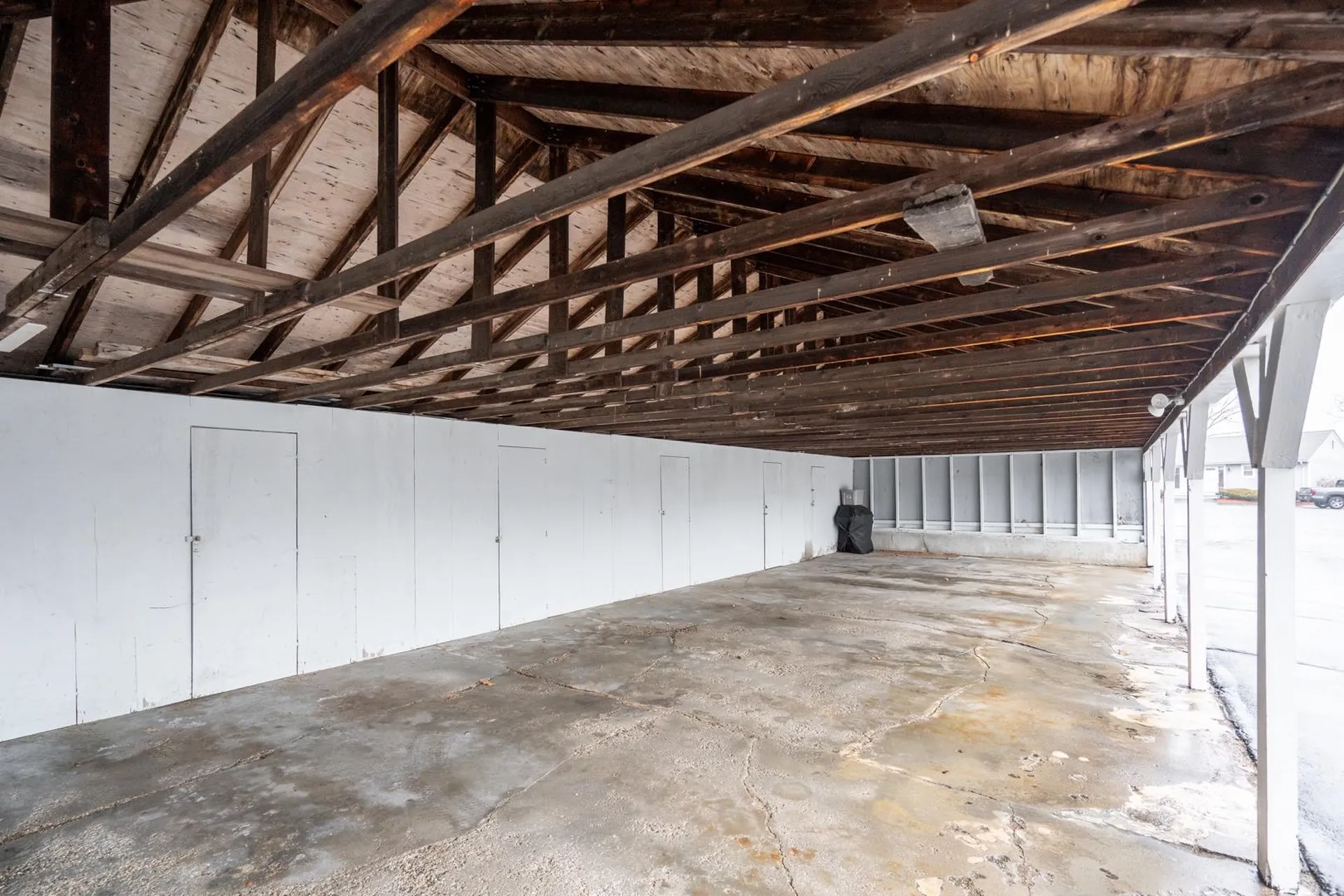 100 Pillsbury Road Londonderry NH 03053