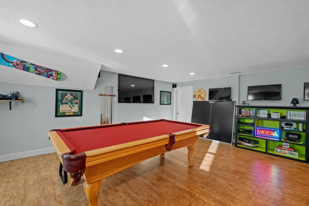 16 Depot Street Woodstock NH 03262
