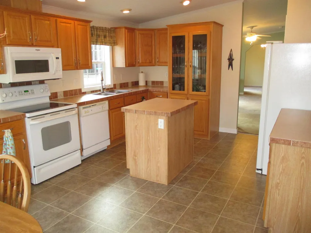 3 Big Bear Road Rochester NH 03868
