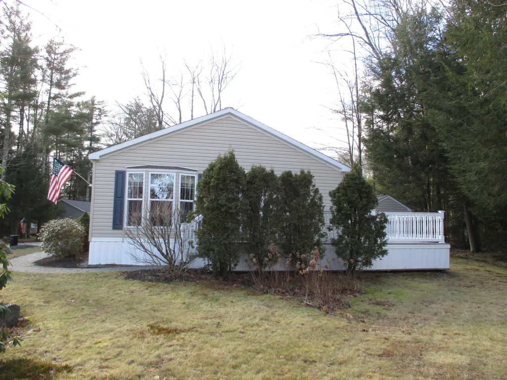 3 Big Bear Road Rochester NH 03868