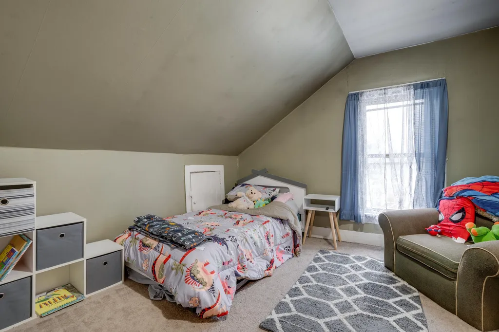 38 North Elm Street St. Albans City VT 05478