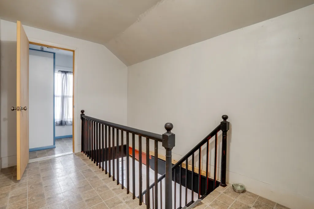 38 North Elm Street St. Albans City VT 05478